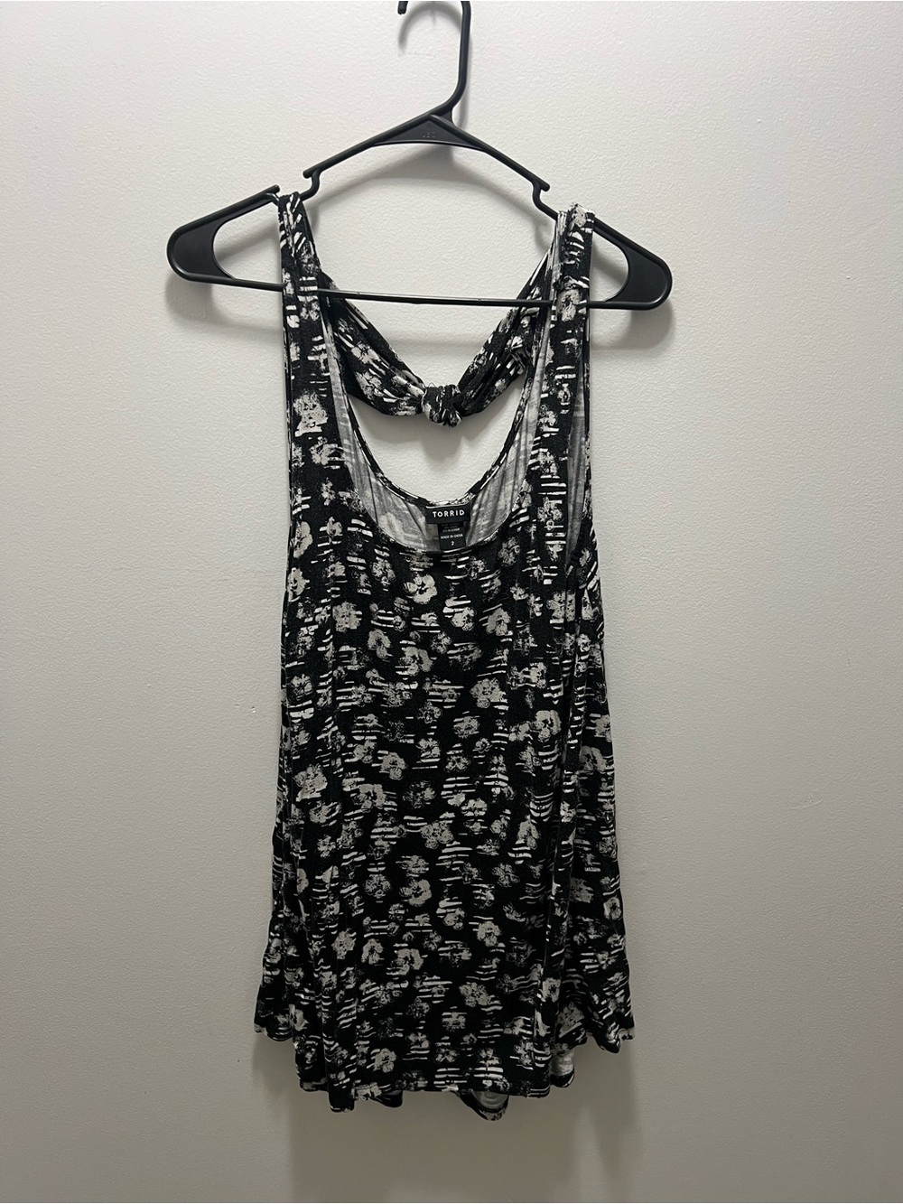 torrid Black and White Knotted Racerback Tank